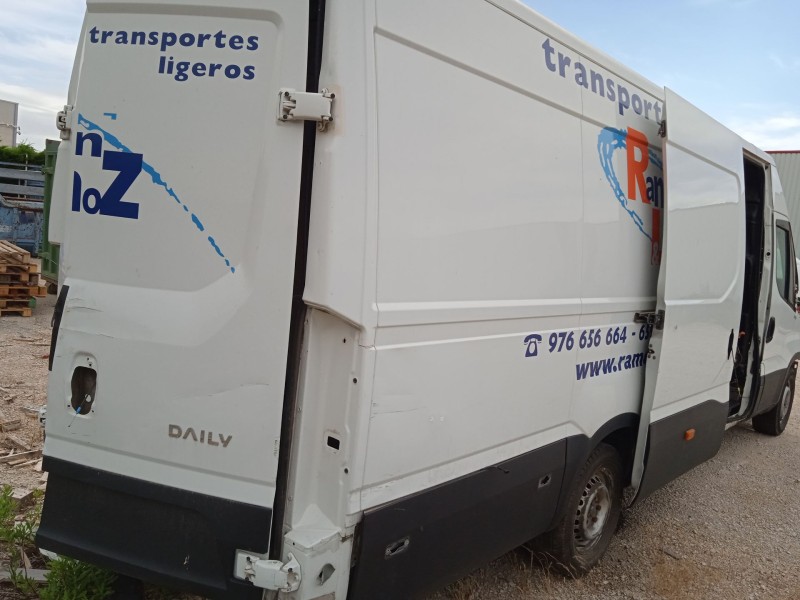 iveco daily vi caja/chasis del año 2015