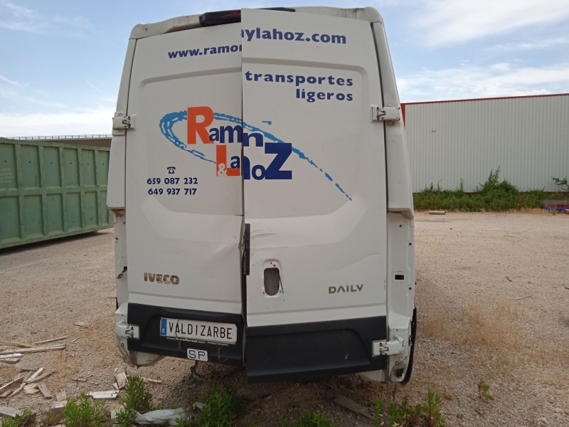 iveco daily vi caja/chasis del año 2015