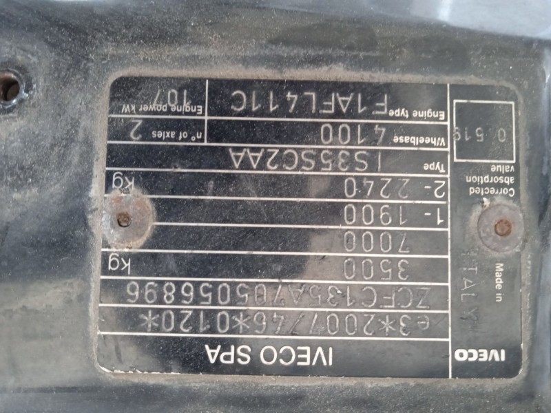 iveco daily vi caja/chasis del año 2015