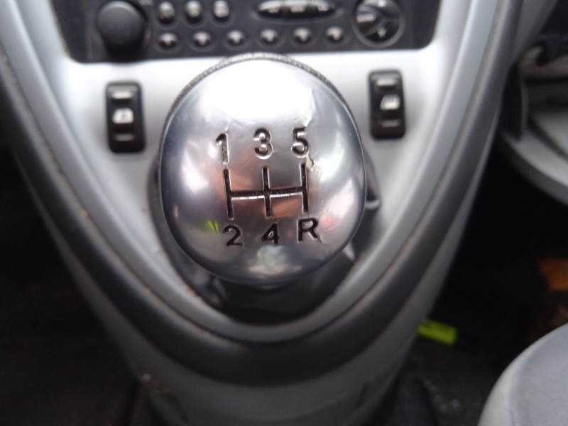 citroën xsara picasso (n68) del año 2009