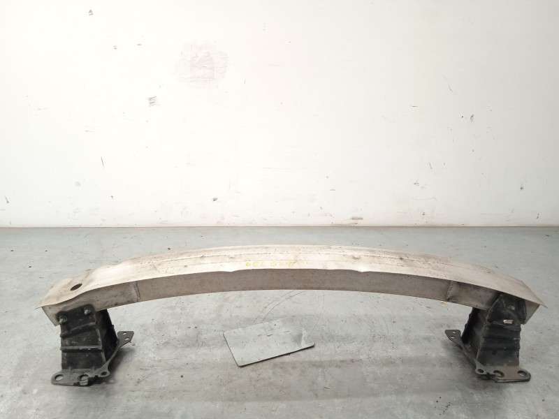 Recambio de refuerzo paragolpes delantero para audi a3 (8p1) 2.0 tdi 16v referencia OEM IAM 8P0807113A  