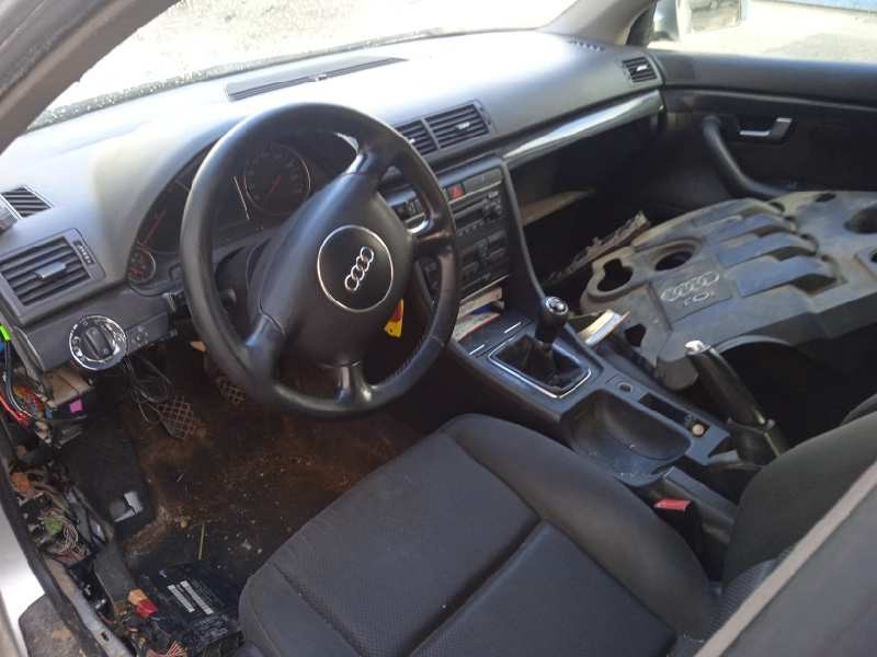 audi a4 berlina (8e) del año 2004