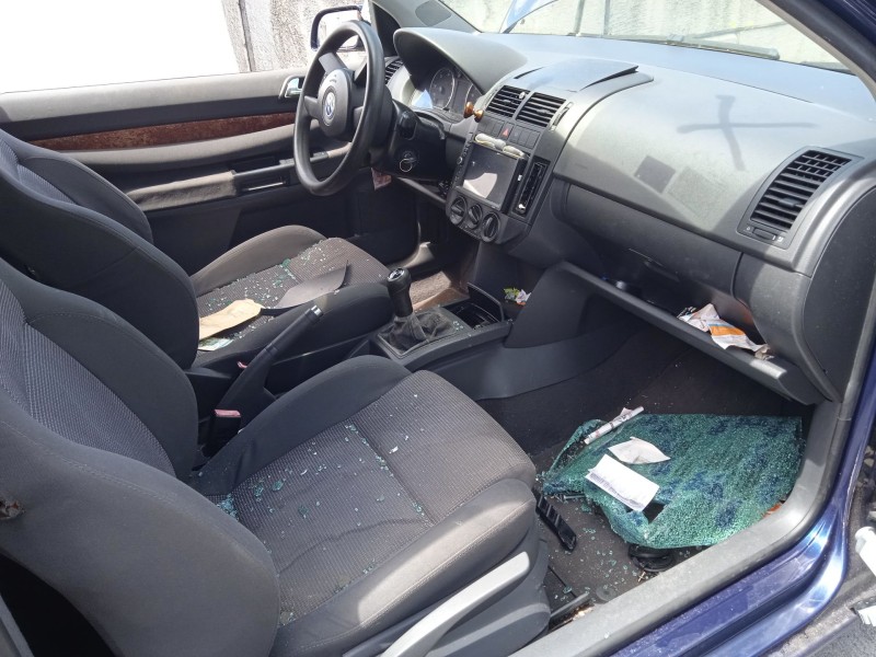 volkswagen polo iv sedán (9a4, 9a2, 9n2, 9a6) del año 2004