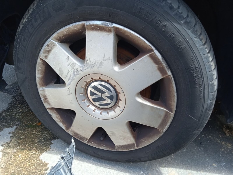 volkswagen polo iv sedán (9a4, 9a2, 9n2, 9a6) del año 2004