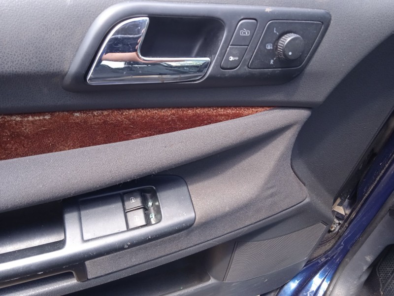 volkswagen polo iv sedán (9a4, 9a2, 9n2, 9a6) del año 2004