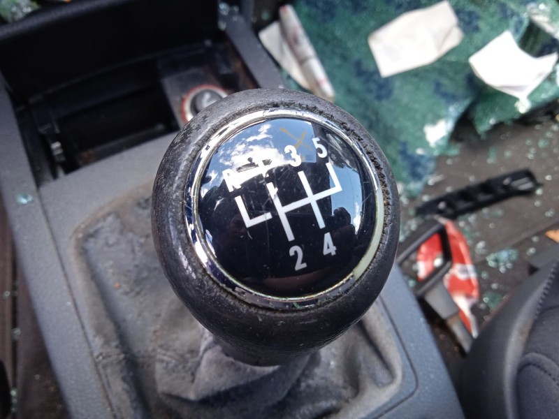 volkswagen polo iv sedán (9a4, 9a2, 9n2, 9a6) del año 2004