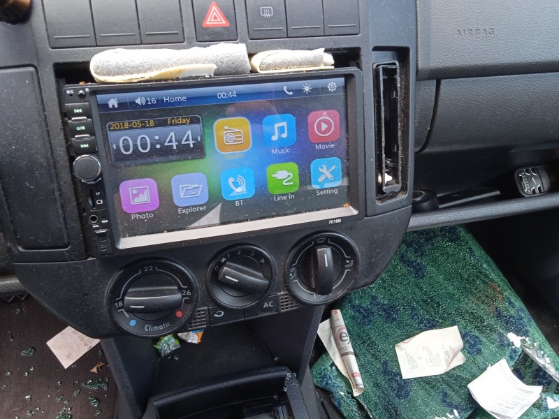 volkswagen polo iv sedán (9a4, 9a2, 9n2, 9a6) del año 2004