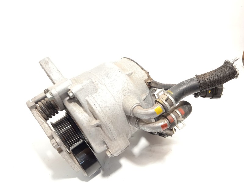 Recambio de alternador para kia niro (de) 1.6 gdi hybrid referencia OEM IAM 3739003900  