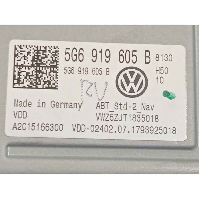 Recambio de pantalla multifuncion para volkswagen polo 1.0 tsi referencia OEM IAM 5G6919605B  