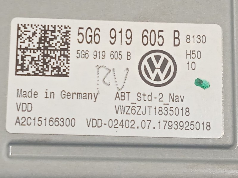 Recambio de pantalla multifuncion para volkswagen polo 1.0 tsi referencia OEM IAM 5G6919605B  