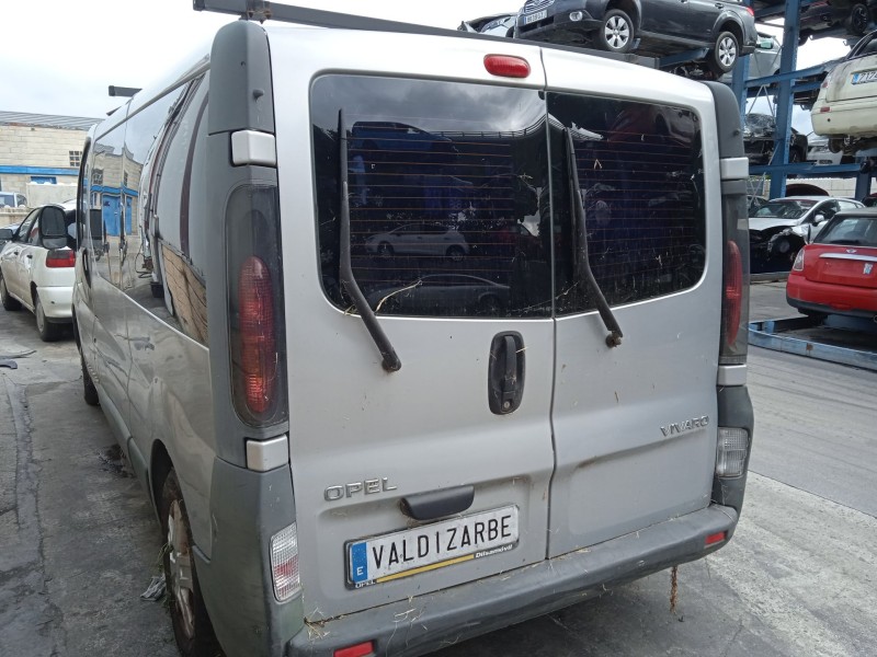 opel vivaro a autobús (x83) del año 2003