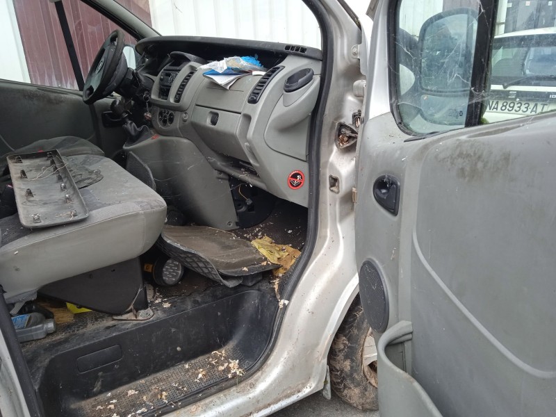 opel vivaro a autobús (x83) del año 2003