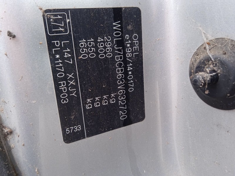 opel vivaro a autobús (x83) del año 2003