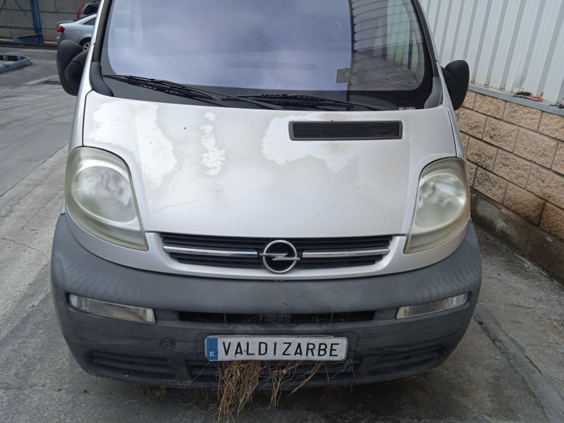 opel vivaro a autobús (x83) del año 2003