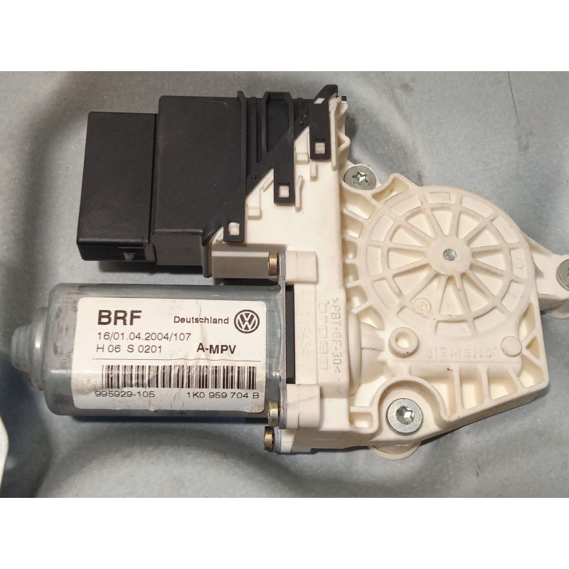 Recambio de elevalunas trasero derecho para volkswagen touran (1t1) advance referencia OEM IAM 1T0839730H 1K0959704B 