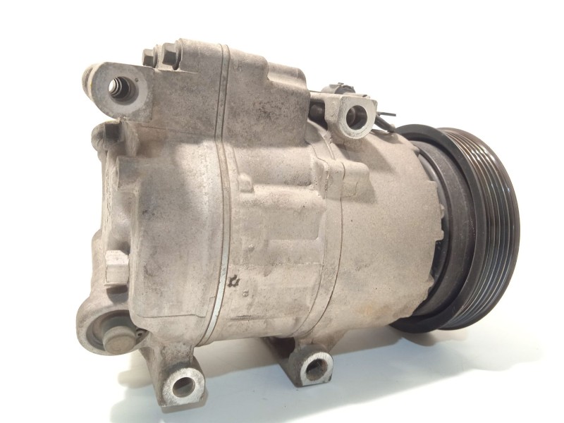Recambio de compresor aire acondicionado para hyundai i30 classic referencia OEM IAM 977012H002 F500AN6AA07 