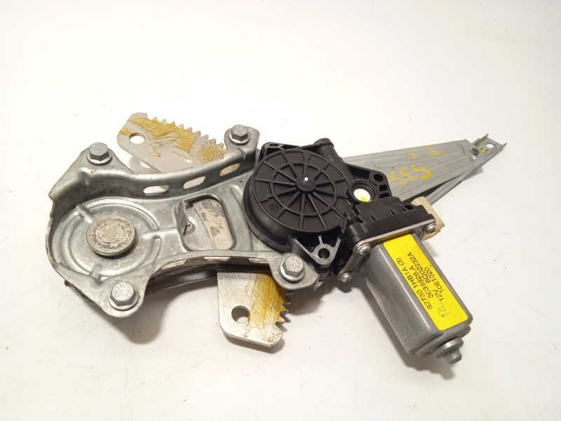 Recambio de elevalunas trasero izquierdo para nissan note acenta referencia OEM IAM 827013VV0A 827301HB1A 827013VV0AUC