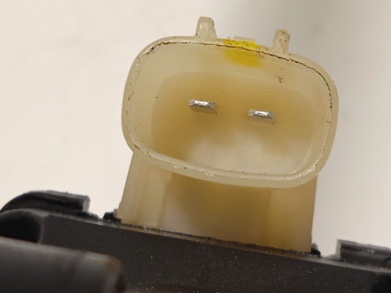 Recambio de elevalunas trasero izquierdo para nissan note acenta referencia OEM IAM 827013VV0A 827301HB1A 827013VV0AUC