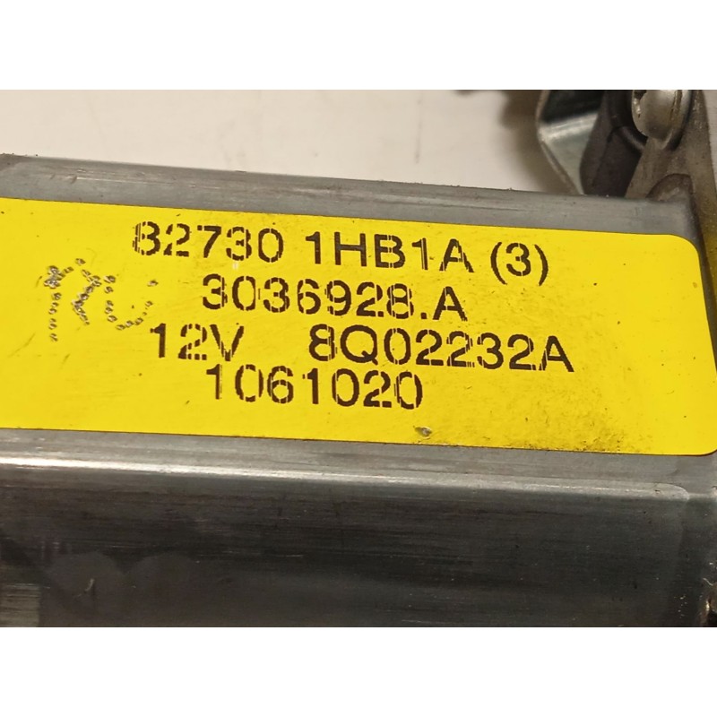 Recambio de elevalunas trasero izquierdo para nissan note acenta referencia OEM IAM 827013VV0A 827301HB1A 827013VV0AUC