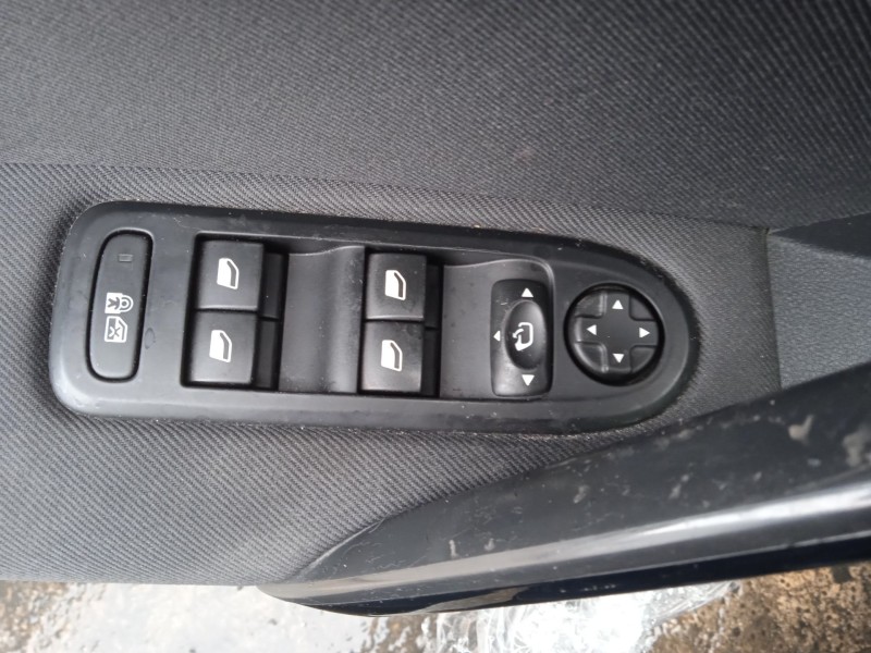 peugeot 508 sw i (8e_) del año 2014