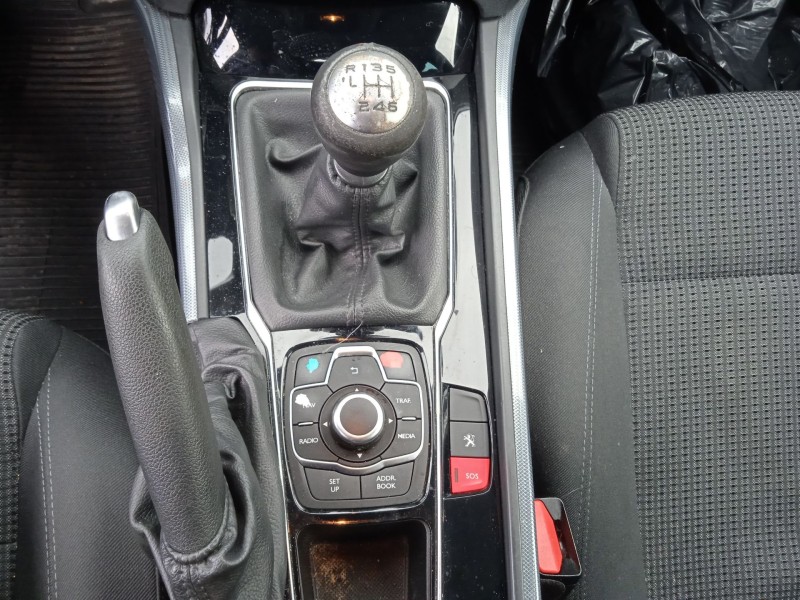 peugeot 508 sw i (8e_) del año 2014