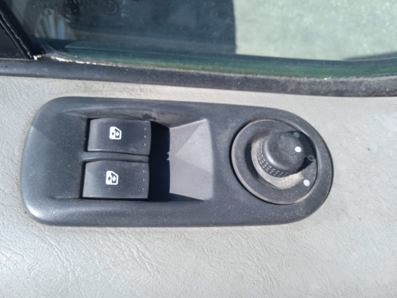 nissan primastar furgoneta (x83) del año 2005