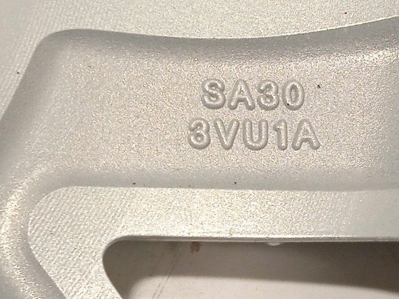 Recambio de llanta para nissan note acenta referencia OEM IAM SA303VU1A D03003VU1A 