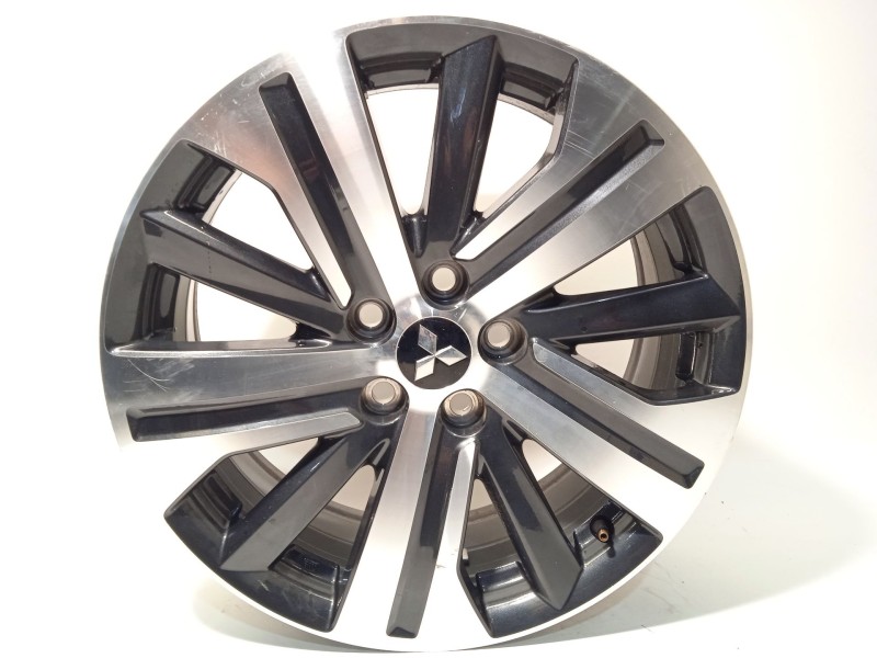Recambio de llanta para mitsubishi asx 2.0 mivec cat referencia OEM IAM 4250F838  