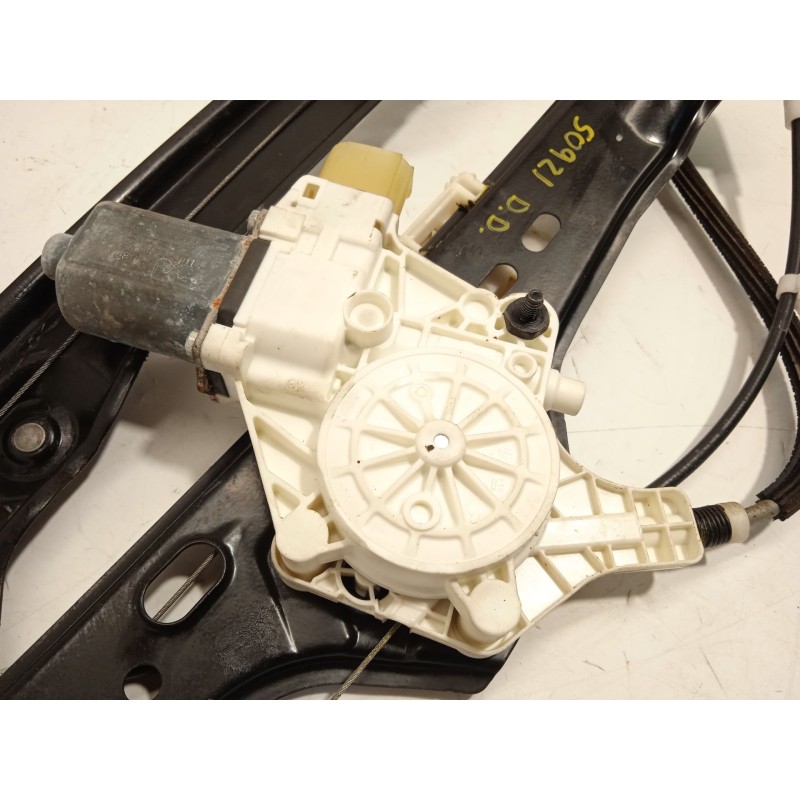 Recambio de elevalunas delantero derecho para bmw serie 3 berlina (e90) 320d referencia OEM IAM 6927028  