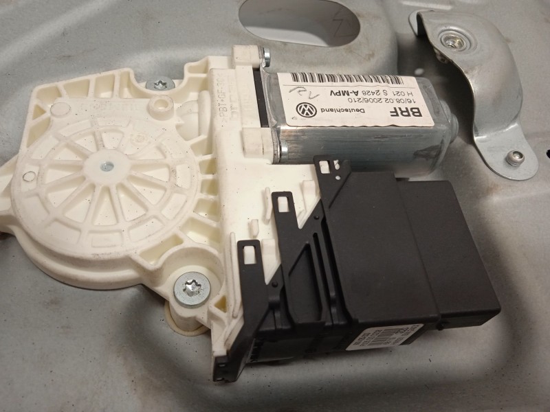 Recambio de elevalunas trasero derecho para volkswagen touran (1t1, 1t2) 1.9 tdi referencia OEM IAM 1T0839730J 1K0959704E 