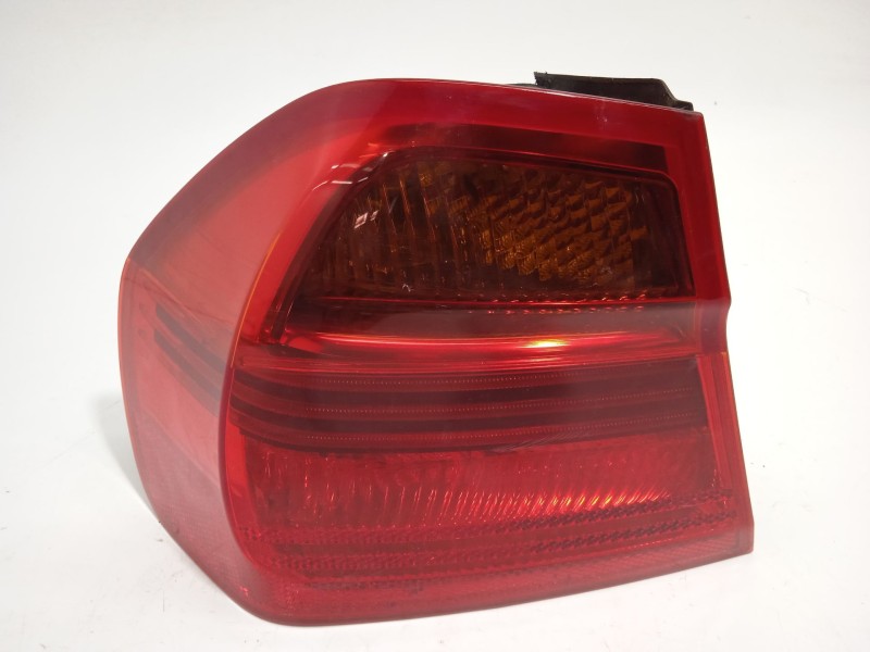 Recambio de piloto trasero izquierdo para bmw serie 3 berlina (e90) 320d referencia OEM IAM 6937457 63216937457 