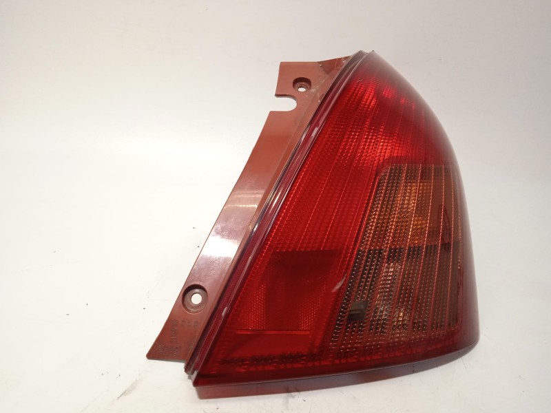 Recambio de piloto trasero derecho para suzuki swift berlina (mz) gl (5-ptas.) referencia OEM IAM 3565062J00  