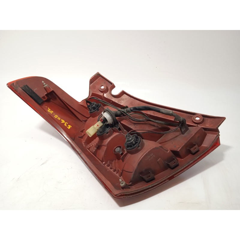 Recambio de piloto trasero derecho para suzuki swift berlina (mz) gl (5-ptas.) referencia OEM IAM 3565062J00  