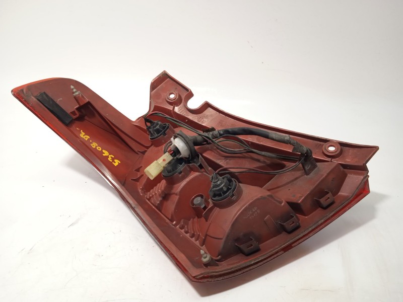 Recambio de piloto trasero derecho para suzuki swift berlina (mz) gl (5-ptas.) referencia OEM IAM 3565062J00  