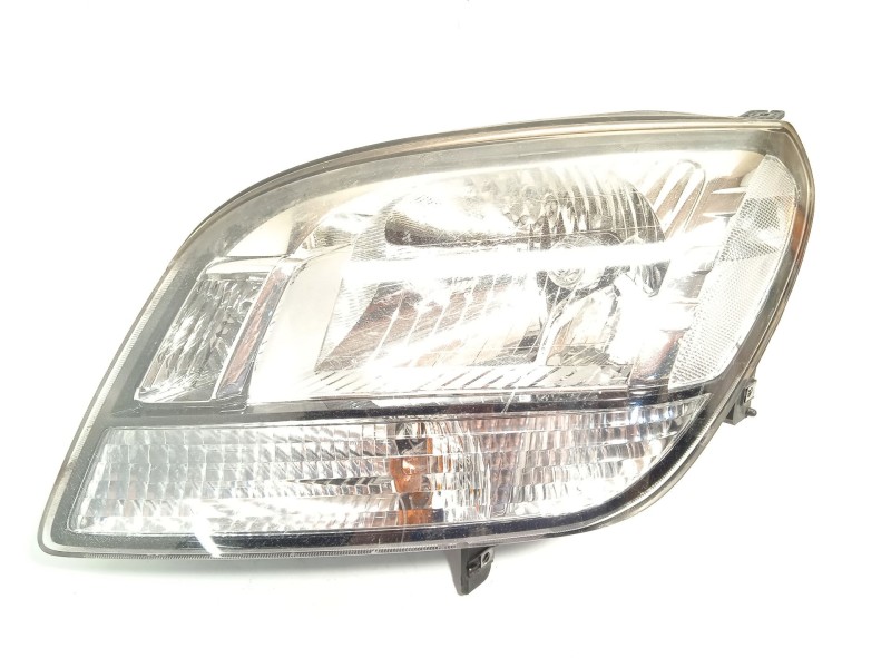 Recambio de faro izquierdo para chevrolet orlando lt referencia OEM IAM 95025585  