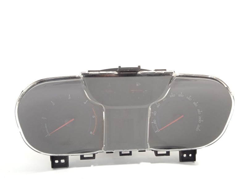 Recambio de cuadro instrumentos para chevrolet orlando lt referencia OEM IAM 95080018  