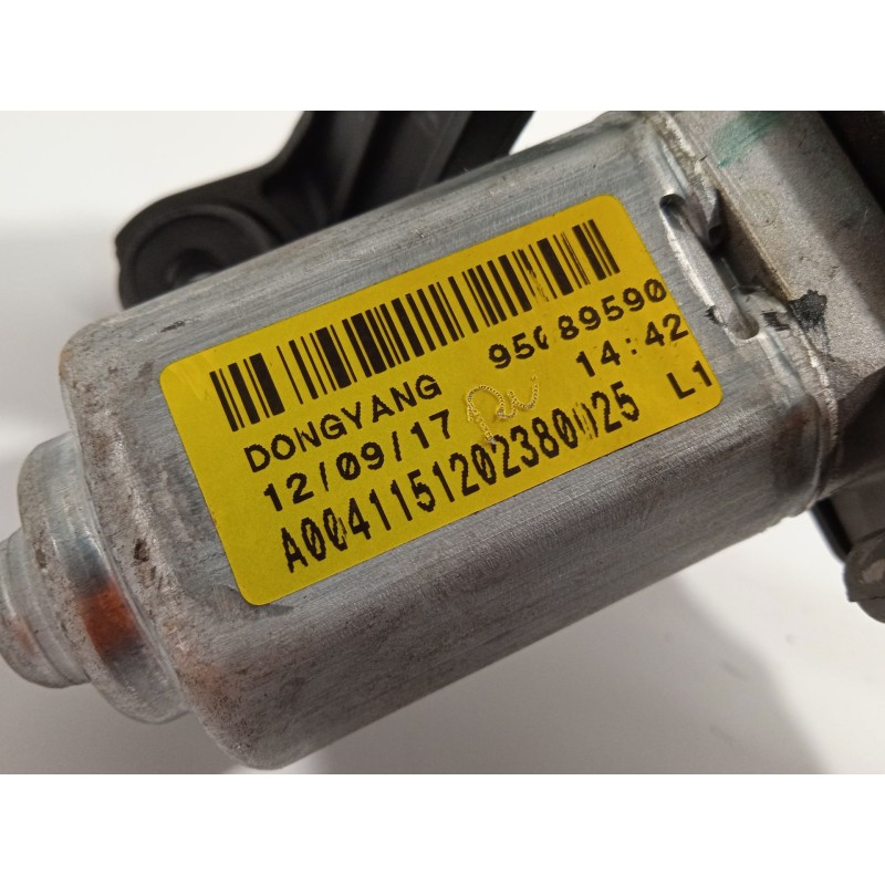 Recambio de motor limpia trasero para chevrolet orlando lt referencia OEM IAM 95089590  