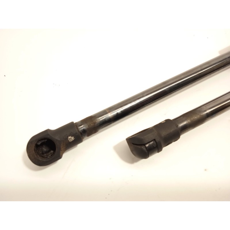 Recambio de amortiguadores maletero / porton para chevrolet orlando lt referencia OEM IAM 98985322 98985321 