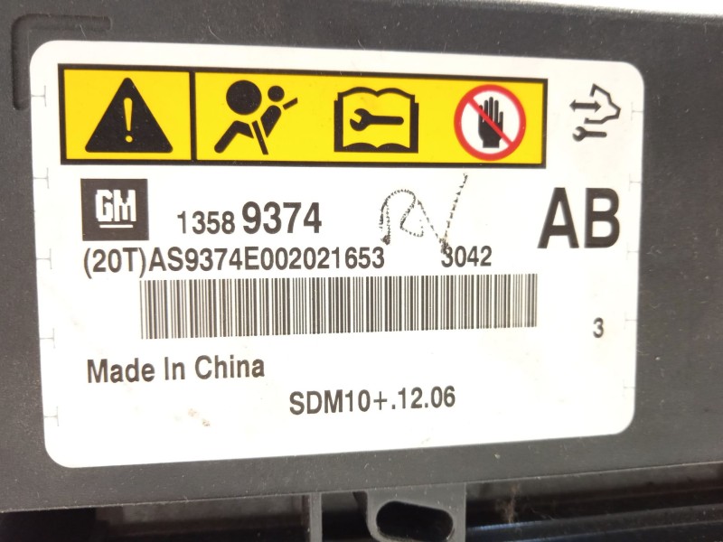 Recambio de centralita airbag para chevrolet orlando lt referencia OEM IAM 13589374  