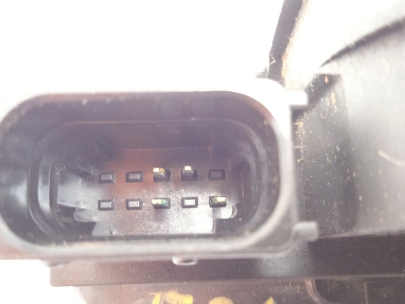 Recambio de cerradura puerta delantera derecha para chevrolet orlando lt referencia OEM IAM 13579523  