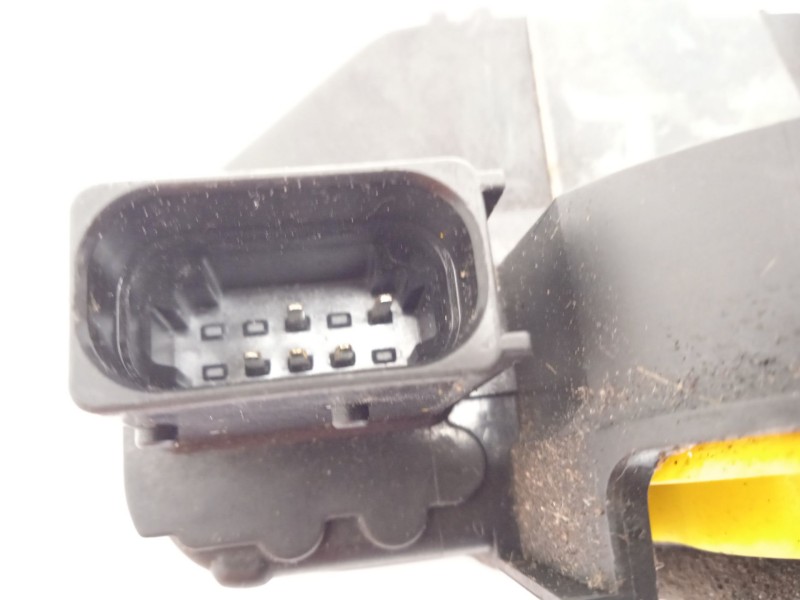 Recambio de cerradura puerta delantera izquierda para chevrolet orlando lt referencia OEM IAM 13579522  