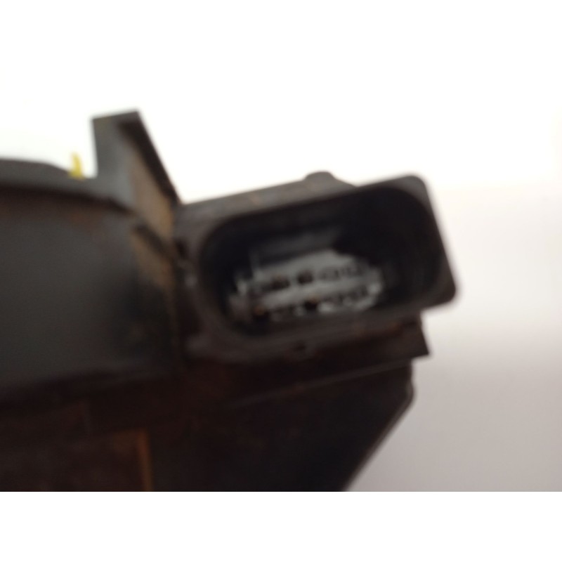 Recambio de cerradura puerta trasera izquierda para chevrolet orlando lt referencia OEM IAM 13579557  