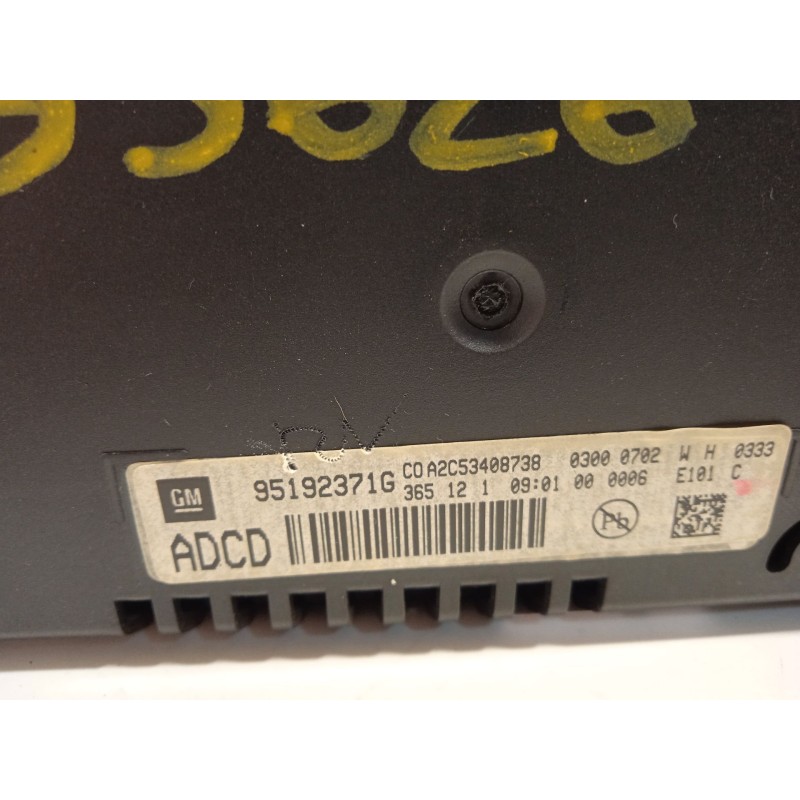 Recambio de pantalla multifuncion para chevrolet orlando lt referencia OEM IAM 95192371  