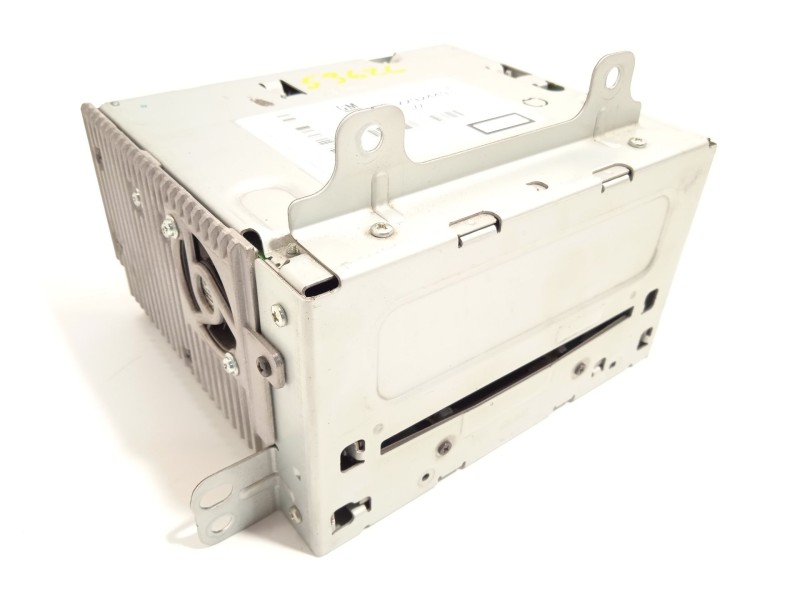 Recambio de sistema audio / radio cd para chevrolet orlando lt referencia OEM IAM 22924493  