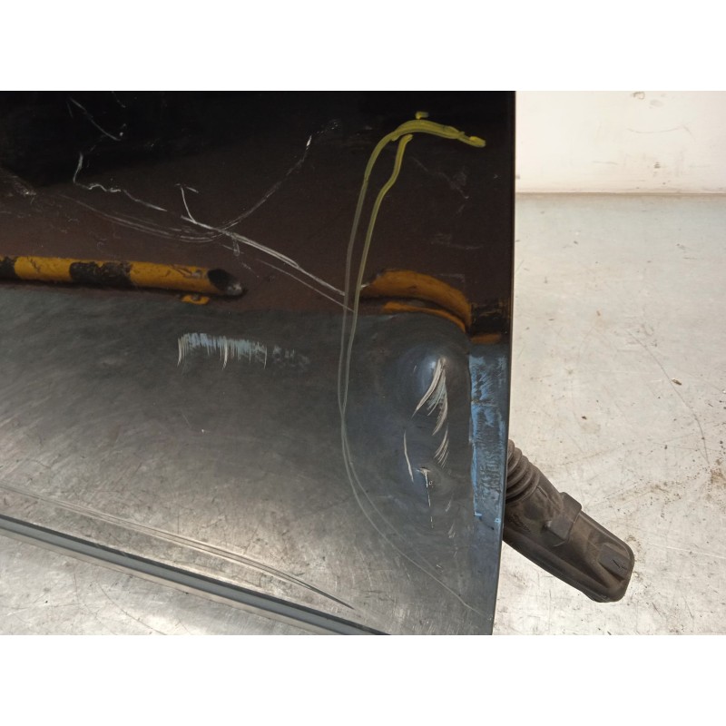 Recambio de puerta delantera derecha para chevrolet orlando lt referencia OEM IAM 95242605  