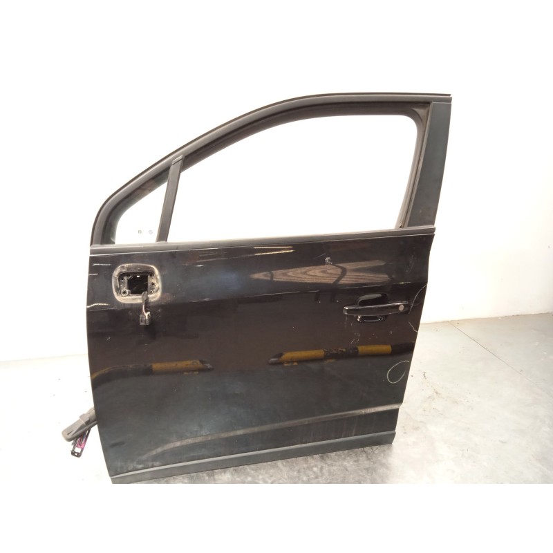 Recambio de puerta delantera izquierda para chevrolet orlando lt referencia OEM IAM 95242604  