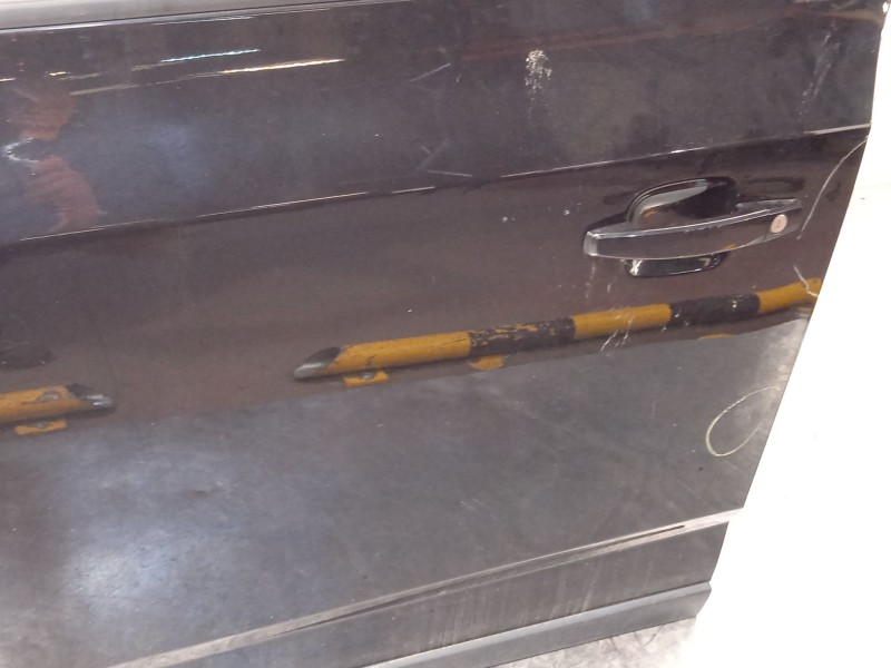 Recambio de puerta delantera izquierda para chevrolet orlando lt referencia OEM IAM 95242604  