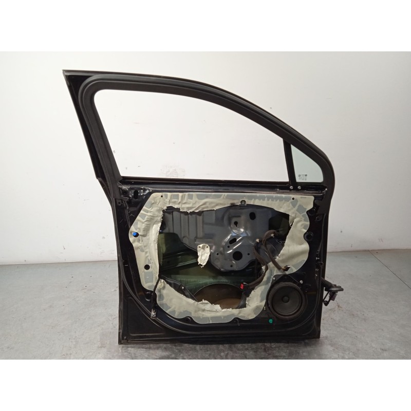 Recambio de puerta delantera izquierda para chevrolet orlando lt referencia OEM IAM 95242604  