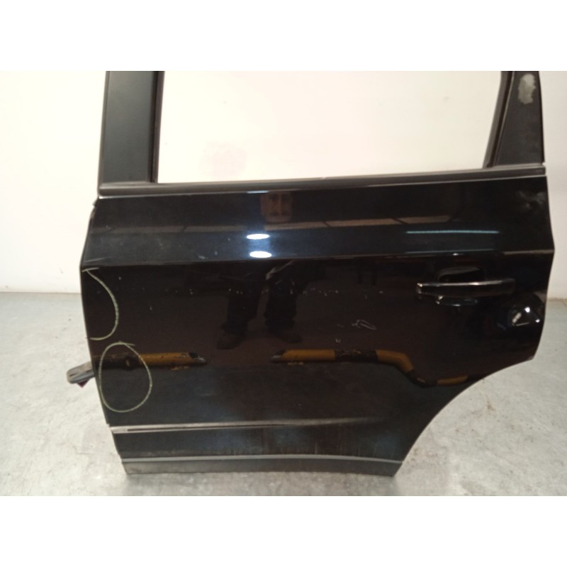 Recambio de puerta trasera izquierda para chevrolet orlando lt referencia OEM IAM 95242606  