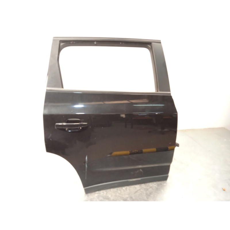 Recambio de puerta trasera derecha para chevrolet orlando lt referencia OEM IAM 95242607  